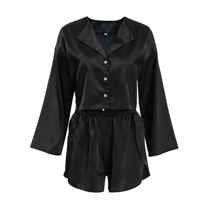 Dame Satin Pyjamas Sæt med elegant snit og fine detaljer Stilla