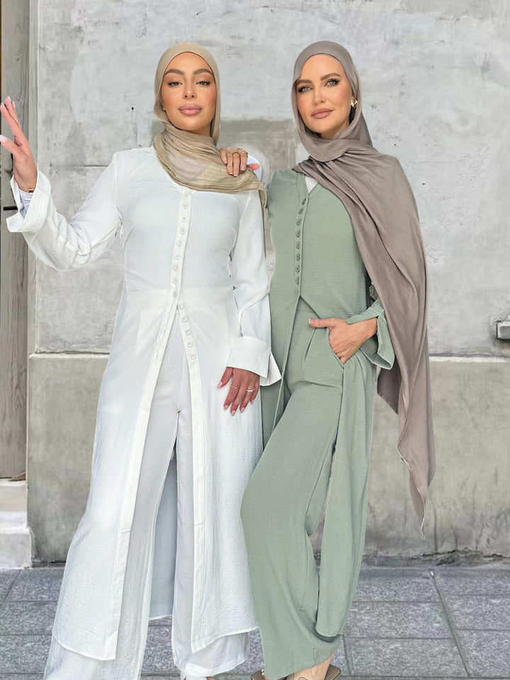 Kvinders jumpsuit med elegant knappedesign og brede ben Skovae