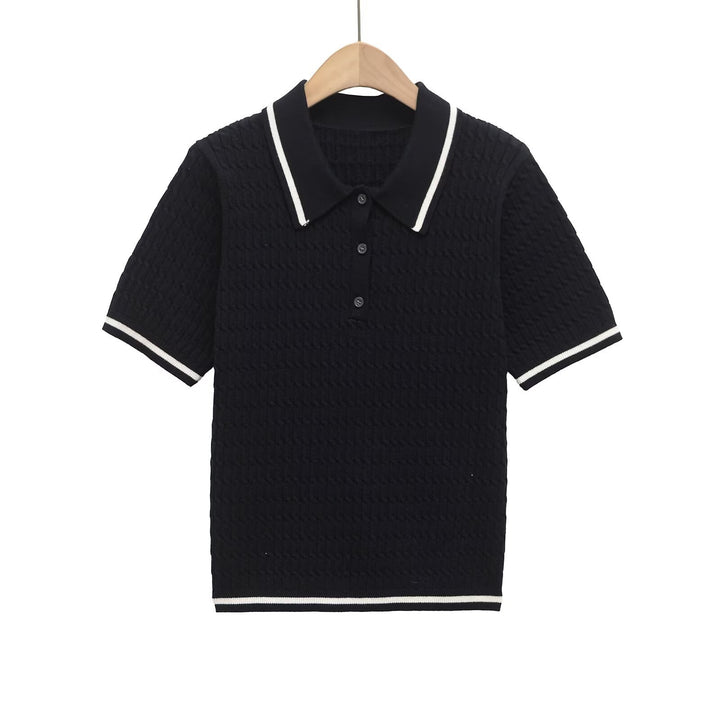 Dame polo shirt med struktureret materiale og fine knapdetaljer Skovae