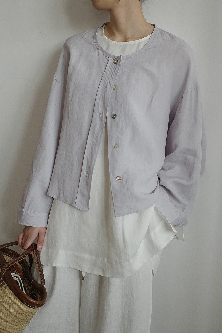 Dame luftig oversized top i fint struktureret materiale med indsnittede ærmer Stilla
