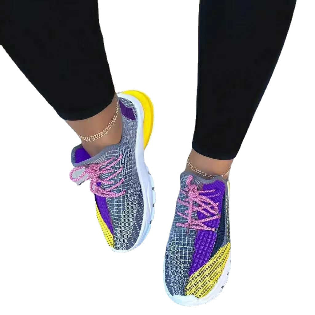 Dame sportsneakers med åndbart overmateriale og dynamisk sål Stilla