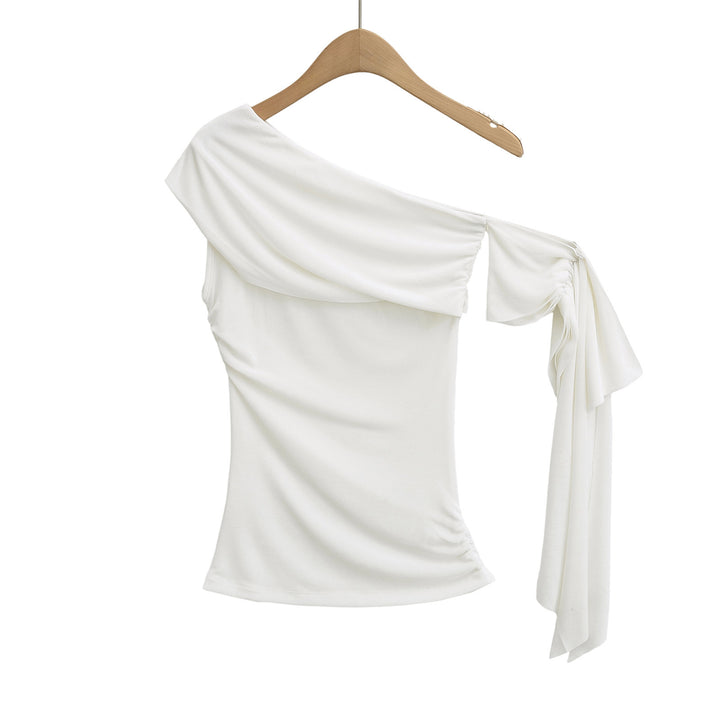 Dame stilfuldt, asymmetrisk top med raffinerede draperingselementer Stilla