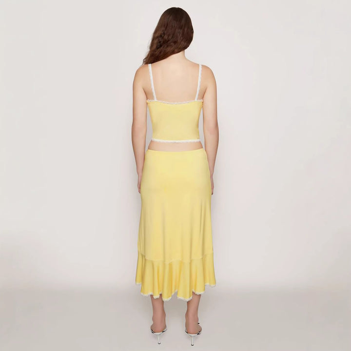 Dame sæt bestående af crop-top og svajende nederdel med spidsdetaljer Skovae