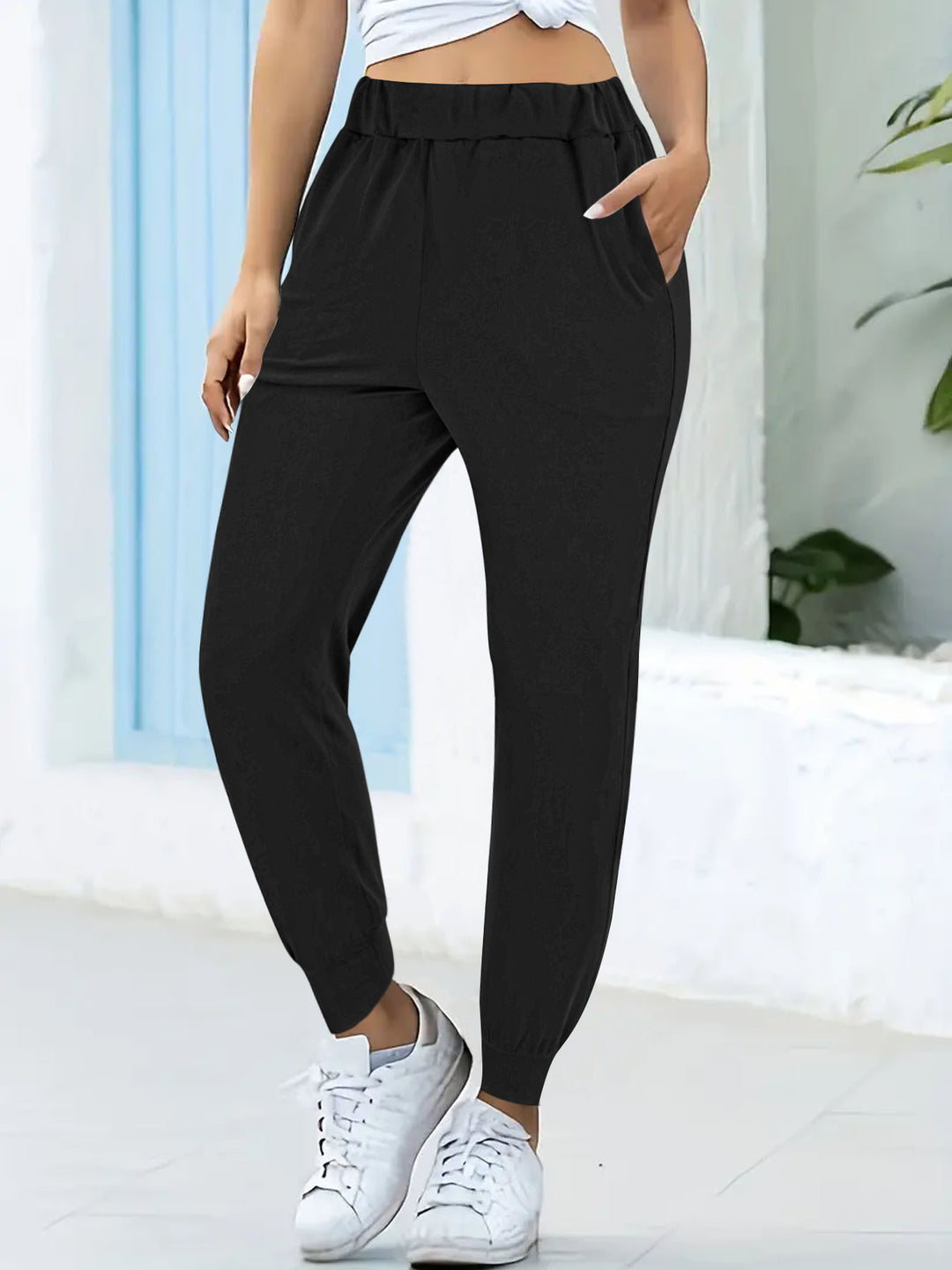 Dame Sporty Joggingbukser med elastisk linning og praktiske lommer Stilla
