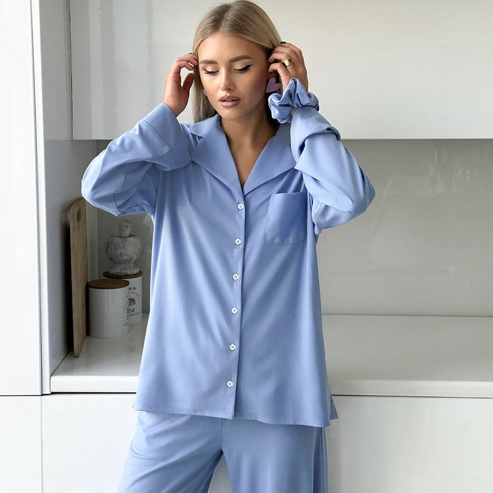 Dame luksus Satin pyjamasæt med elegant knaplukning og komfortable korte ærmer Stilla
