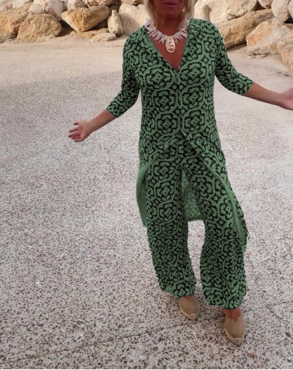 Dame maxikjole med asymmetrisk snit og elegant blomsterprint Stilla