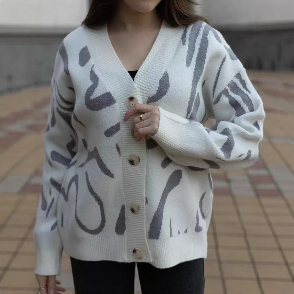 Kvinders hyggelige cardigan med elegant mønster Skovae