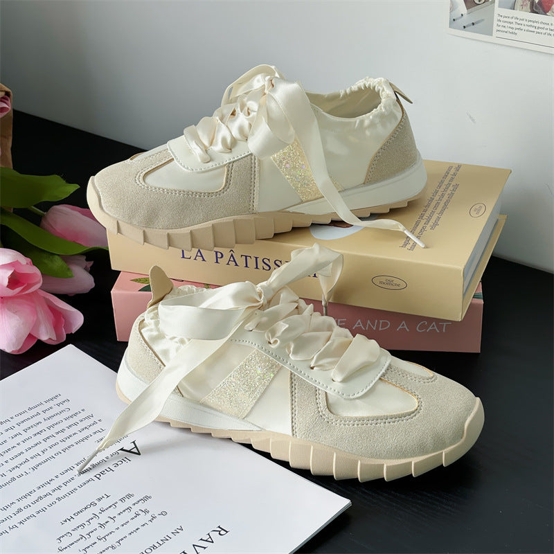 Dame Sneakers med elastisk snøresystem og åndbar tekstilstruktur Stilla