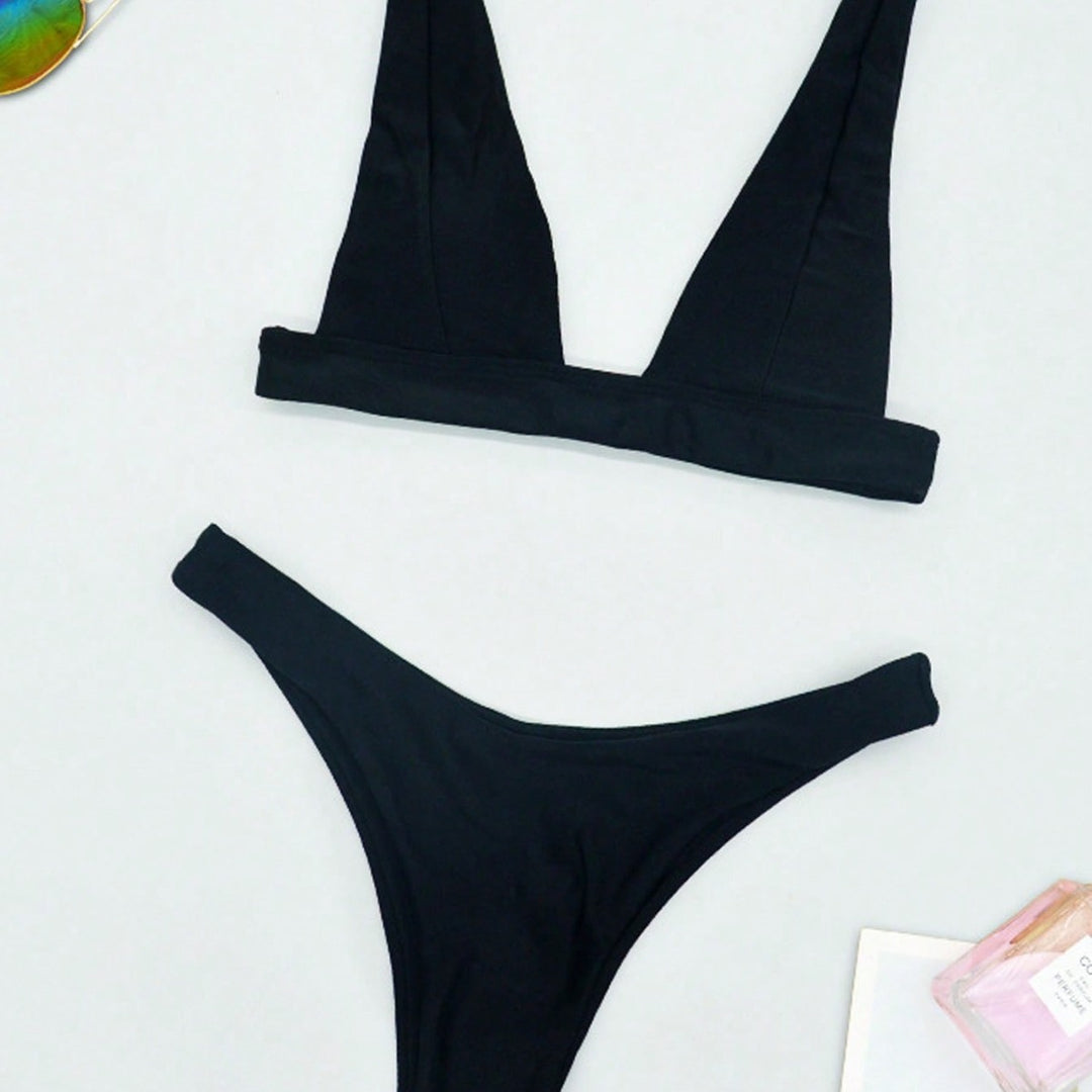 Dame Triangel-Bikini med komfortabel pasform og tidløst design Stilla