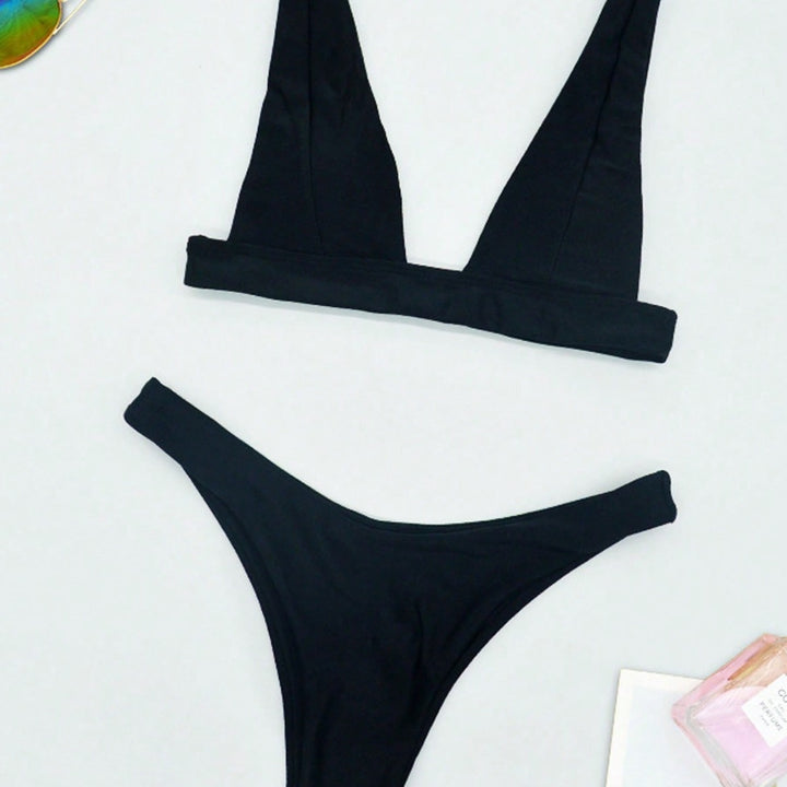 Dame Triangel-Bikini med komfortabel pasform og tidløst design Stilla