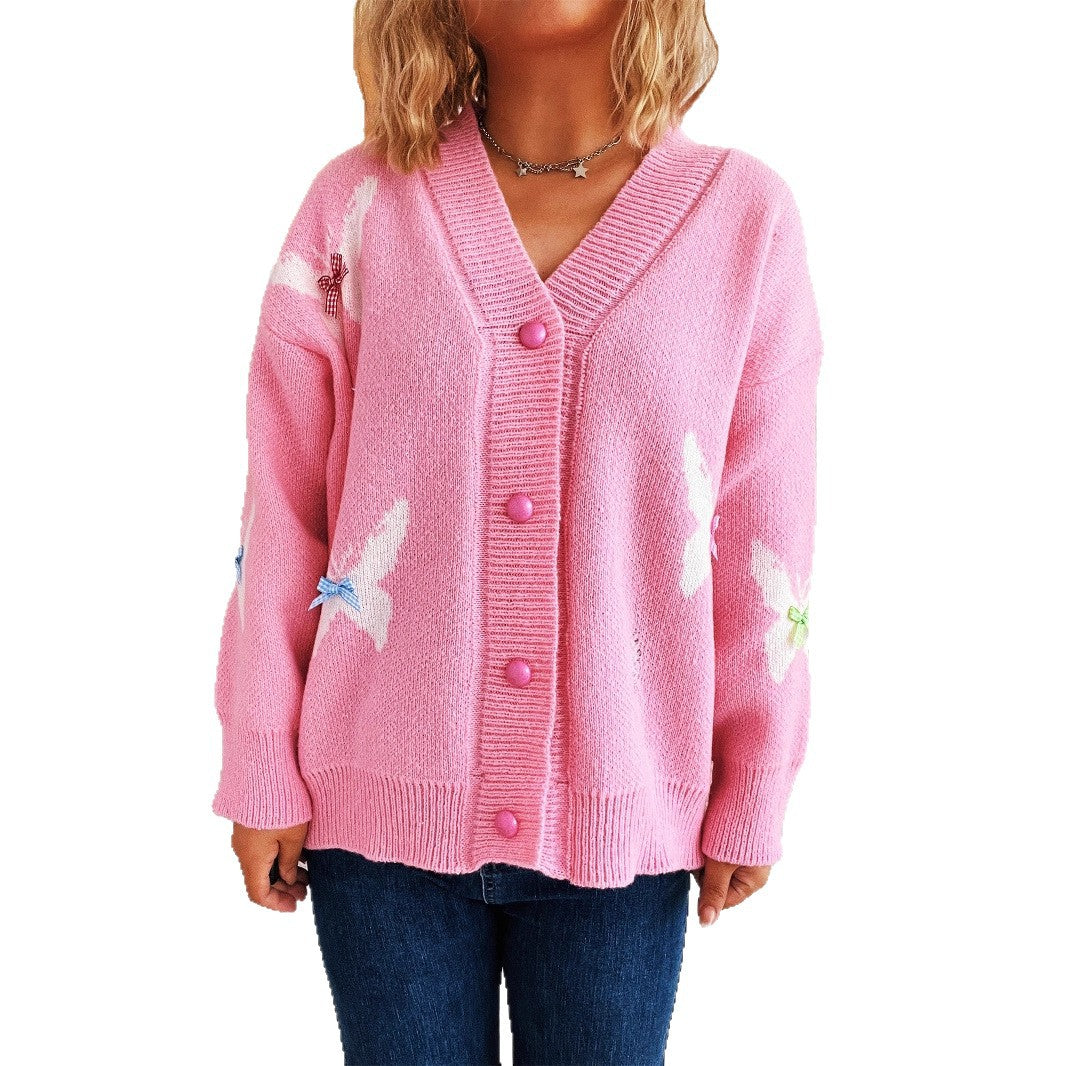 Damer hyggelig cardigan med farverigt sommerfugledesign og knapliste Stilla