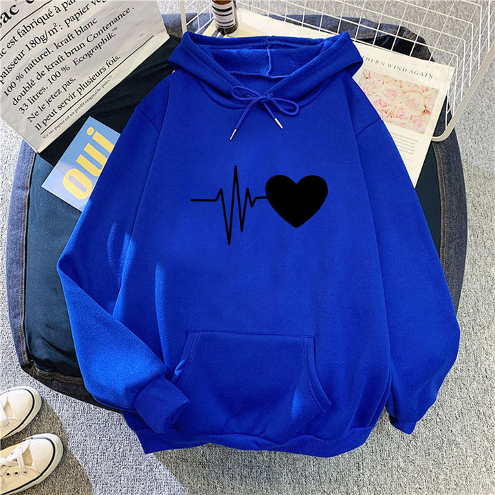 Dame hoodie med hjertevarmende design og hyggelig pasform Skovae