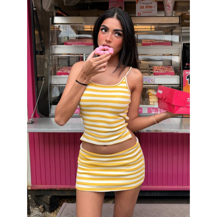Damen Sommerliches Mini-Rock-Set mit gestreiftem Top und elastischer Passform Skovae