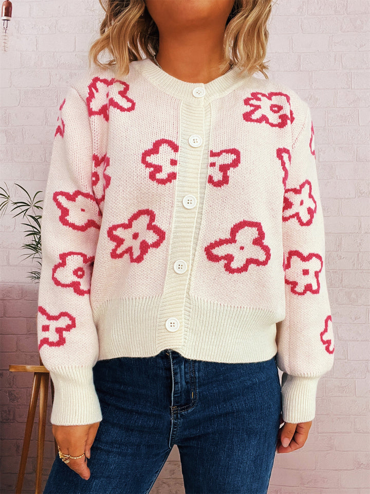 Kvinders cardigan med blomsterdesign og knapdetaljer Stilla