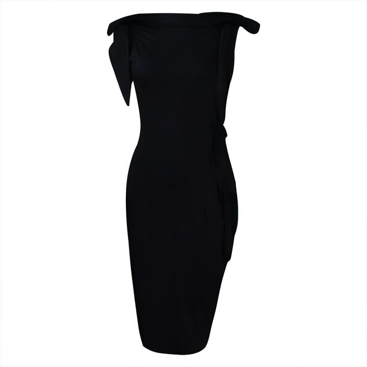 Dame Etuikjole i moderne Off-Shoulder design med figurformende snit og elegant drapering Stilla
