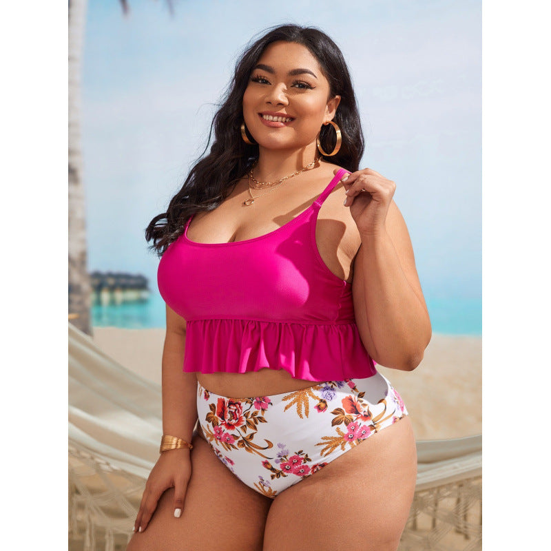 Dame bikini sæt med voluminøst ruffles design og floral high-waist slip Skovae