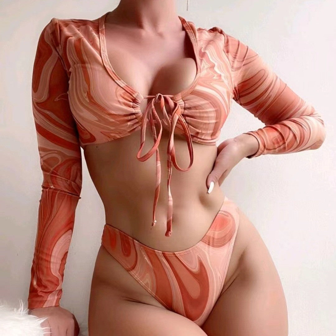 Dame bikiniset med langærmet crop-top og højtsiddende slip Stilla