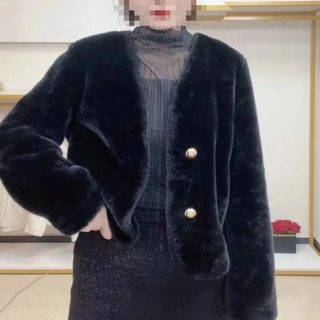 Kvinders fluffy kort jakke med elegante knapper Stilla