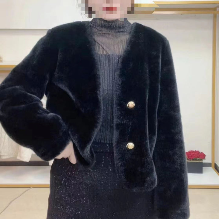 Kvinders fluffy kort jakke med elegante knapper Stilla