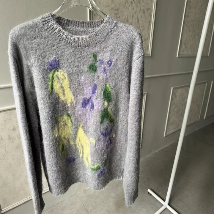 Dame strikpullover med blomsterdesign og blød tekstur Stilla