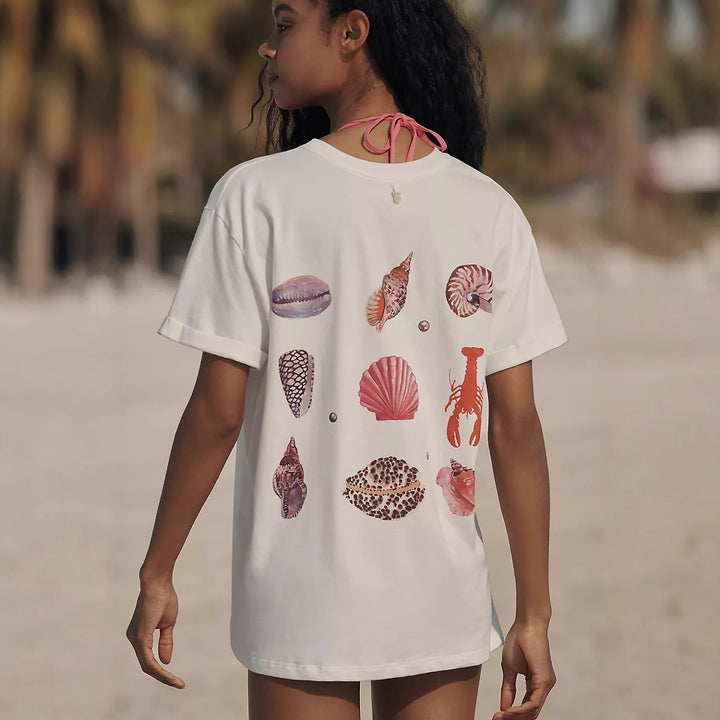 Dame afslappet T-shirt med maritimt muslingemotiv og løs pasform Skovae
