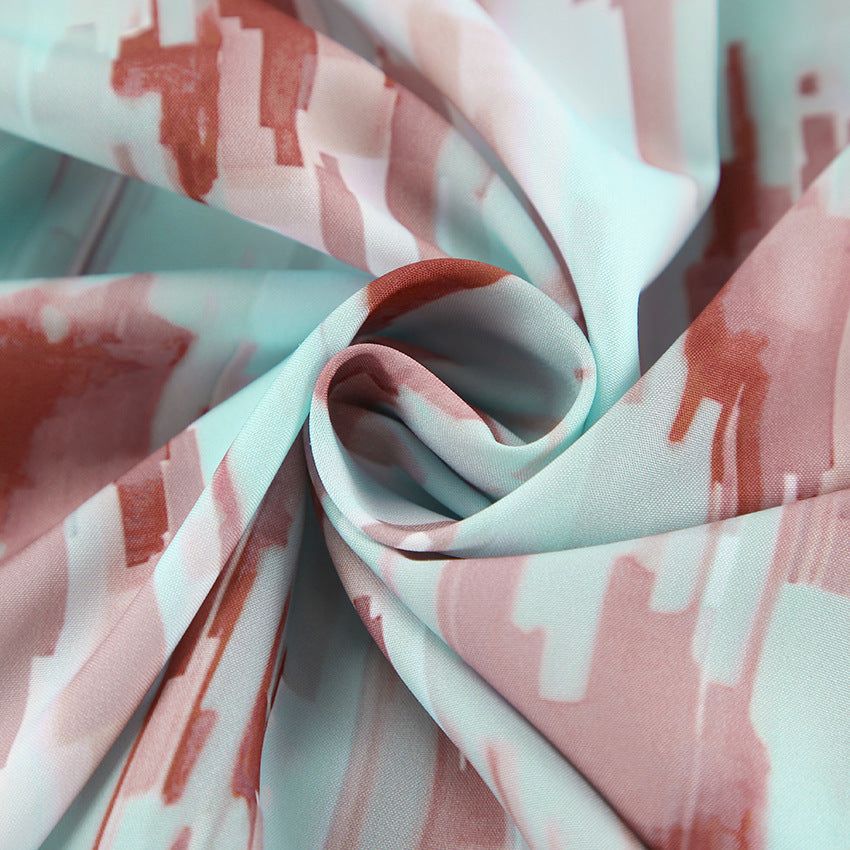 Dame Satin Pyjamasæt i moderne farvegradient-design med løs pasform Stilla