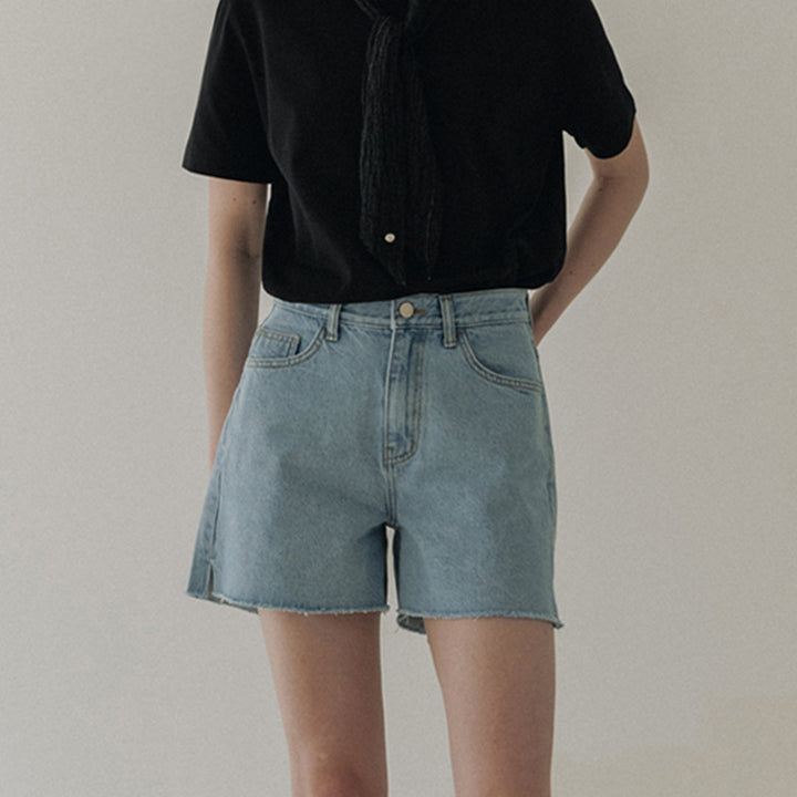 Dame Denim Shorts med høj talje og frynset kant Stilla