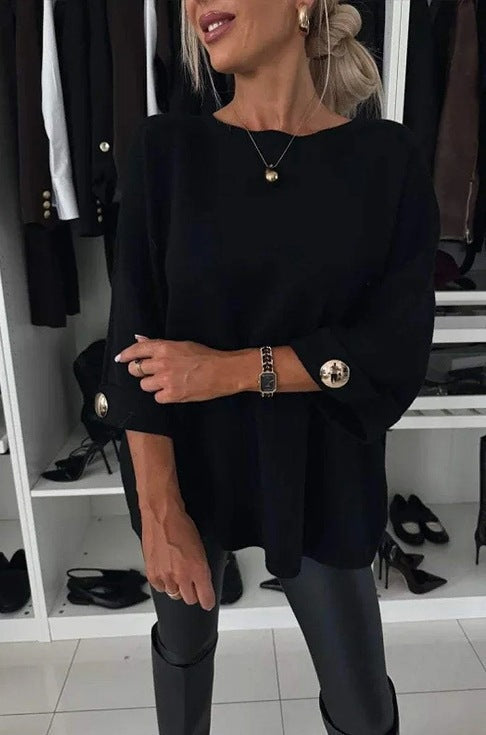 Dame elegant top med dekorative knapper og generøs pasform Stiila
