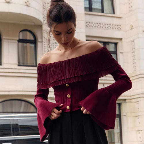 Dame Raffineret Off-Shoulder-Striktrøje med Flæser og Knapliste Stilla