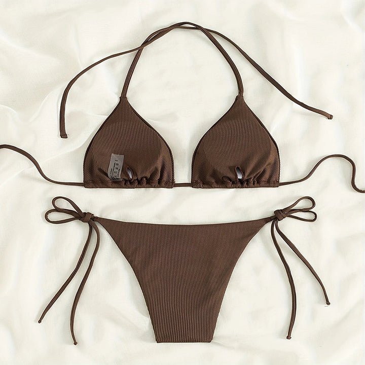 Dame triangel-bikini med justerbare stropper og charmerende design Skovae