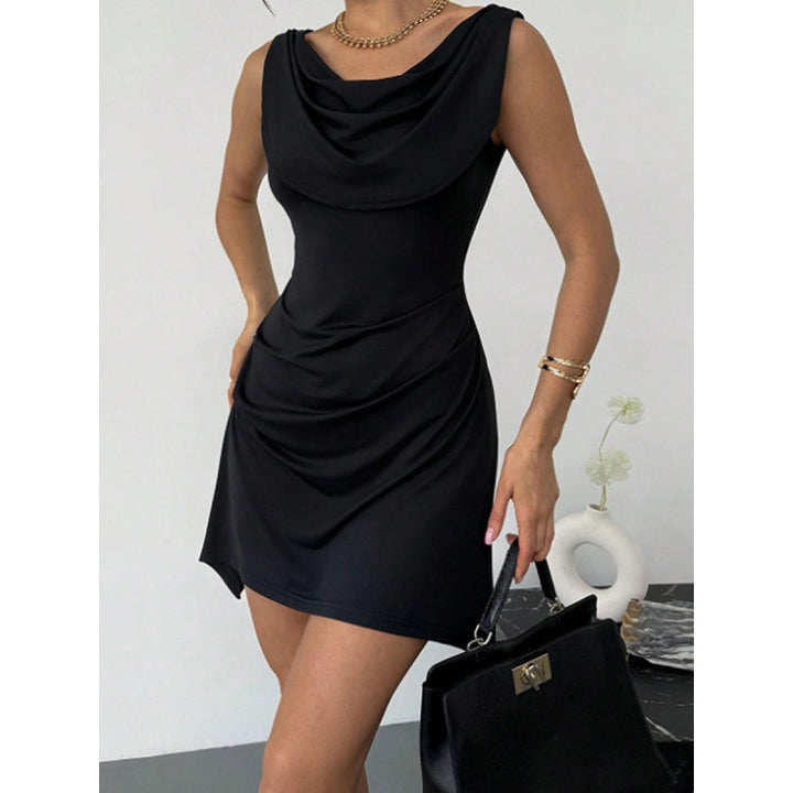 Damen Elegantes Wickelkleid mit fließendem Schnitt und tiefem Ausschnitt Skovae