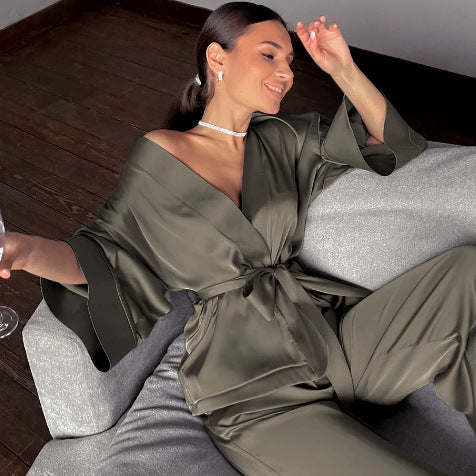 Dame Satin Pyjamas Sæt med elegant Kimono Overdel og brede Bukser Stilla