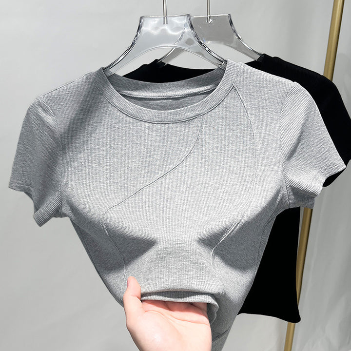 Dame figursyet T-shirt med struktureret materiale og elegant rund halsudskæring Stilla