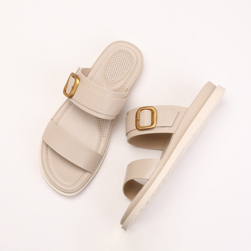 Dame komfortable sandaler med moderigtig rem og dekoreret spænde Stilla