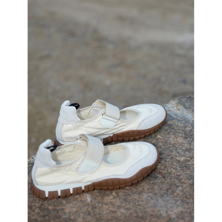 Dame Komfortable Hal shoes med velcro Stilla