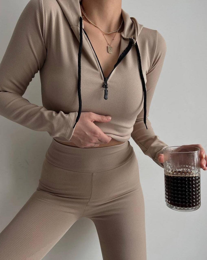 Kvinders afslappede langærmede jumpsuit med moderne stand-up krave og kontinuerlig lynlås Skovae