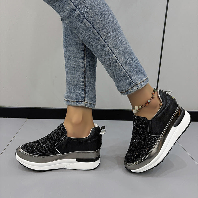 Dame Slip-On Sneakers med glitrende glimmerdesign og komfortabel sål Stilla