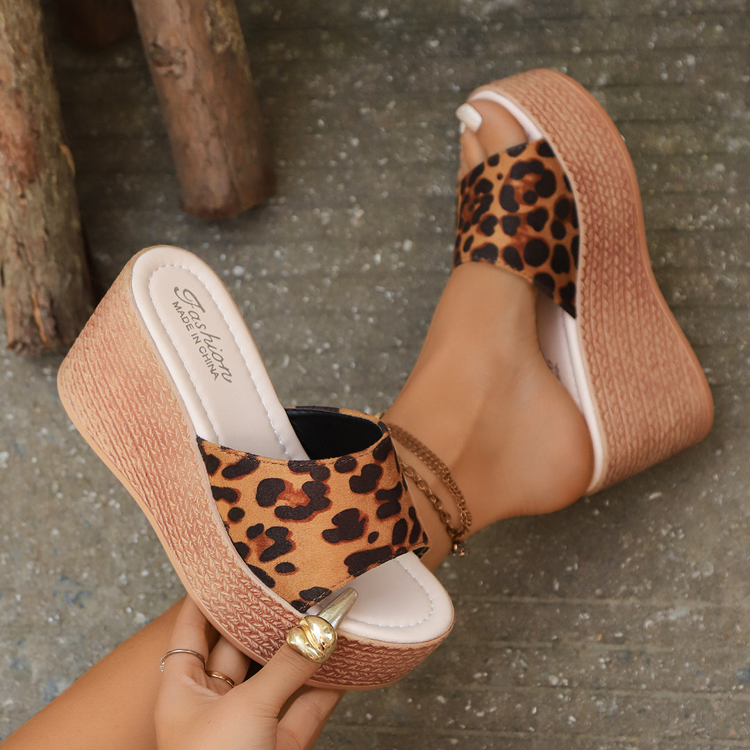 Dame kile-sandaler med leopardmønster og polstret sål Stilla