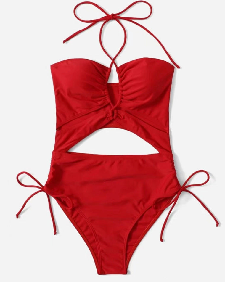 Dame en-delt badedragt med legende cut-out-design og justerbare stropper Stilla