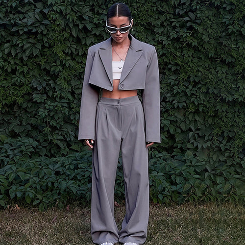 Dame moderne cropped Blazer-sæt med elegante detaljer Stilla