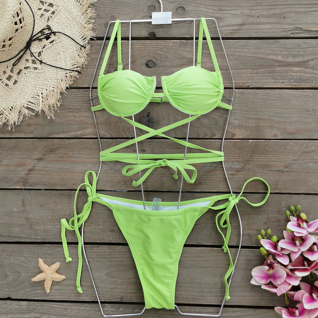 Dame bikini-sæt med justerbare stropper og forførende cut-out-design Stilla