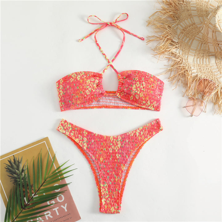 Dame bandeau-bikini med legende indpakningsdetalje og farverigt design Skovae