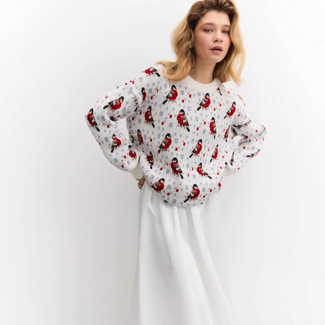 Kvinders hyggelige sweater med festlige små fuglemønster Stilla