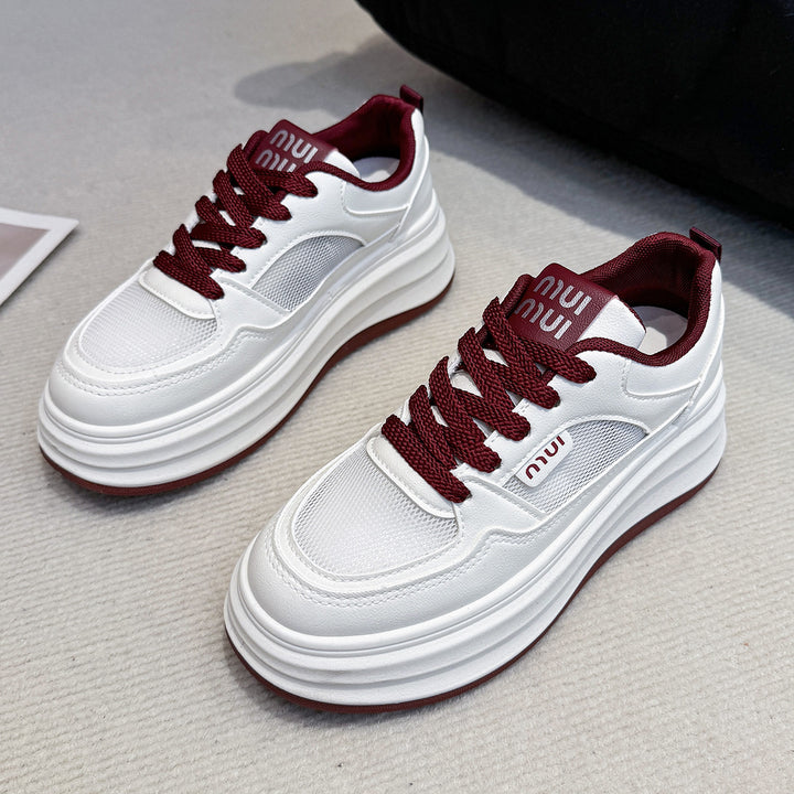 Dame Sneakers med luftgennemtrængeligt mesh-overflade og trendy plateau sål Stilla