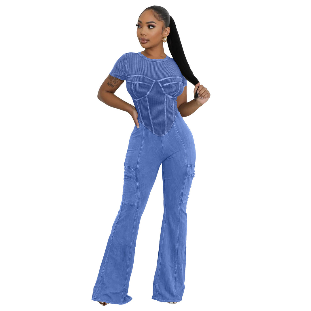Dame figurtilpasset Jumpsuit med innovative detaljer og skræddersyet design Stilla