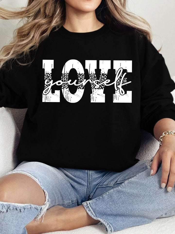 Kvinders sweatshirt med kreativ LOVE påskrift og afslappet pasform Stilla