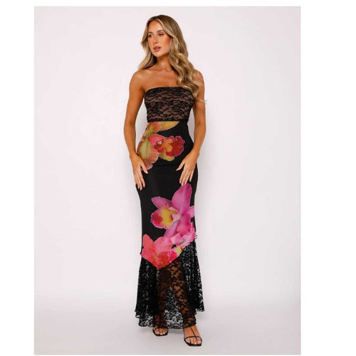 Dame Off-Shoulder Brudekjole med blomsteraccenter og transparent underlag Skovae