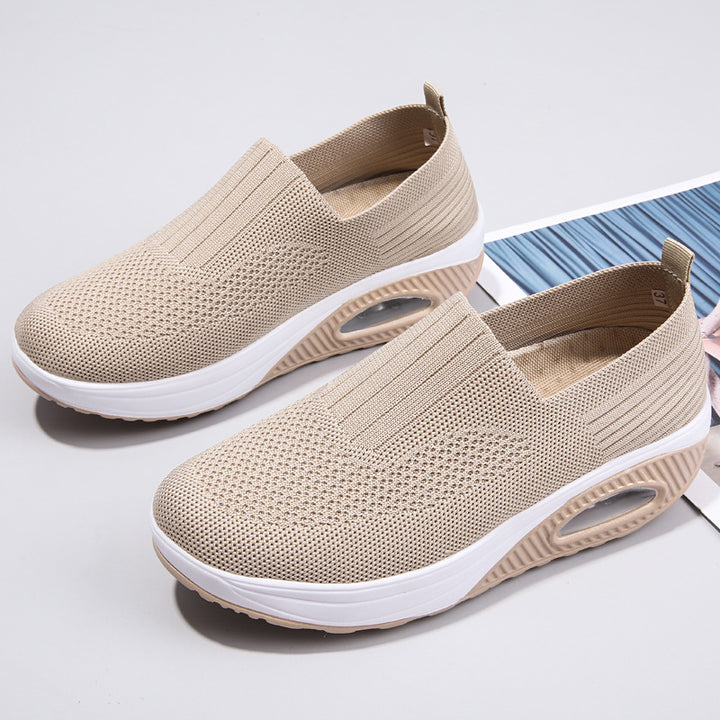 Dame åndbare Slip-On sneakers med støddæmpende sål og fleksibel pasform Stilla