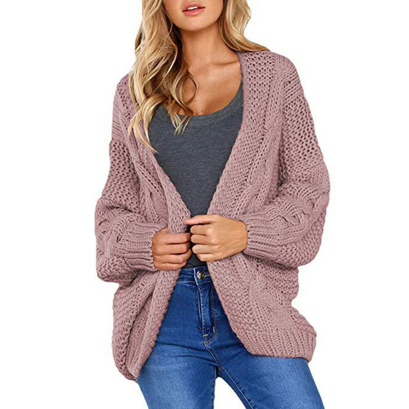 Kvinders chunky strikket cardigan med elegant kabelmønster og løs pasform Stilla