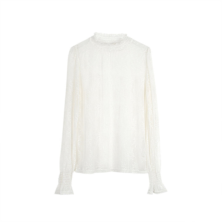 Dame transparent bluse lavet af fint chiffon med delikate flæsedetaljer og blomsterdesign Stilla